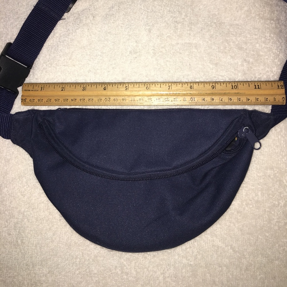 Like New Navy Blue Fanny Pack, 2 Zippers